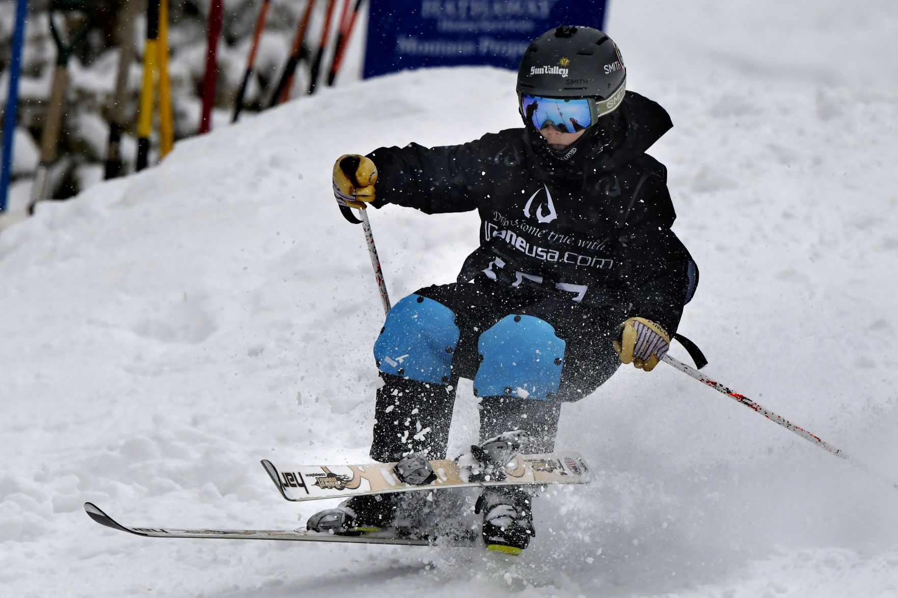 Pacific Northwest Regional Mogul Competition-13.JPG